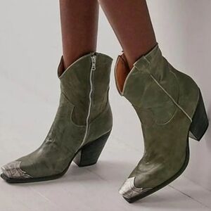 FREE PEOPLE $298 Wester Boot Size 8 NWOT Leather